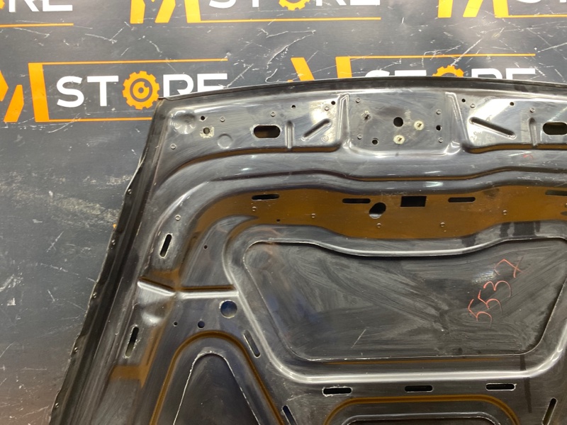 капот, 2000 рублей, Красноярск