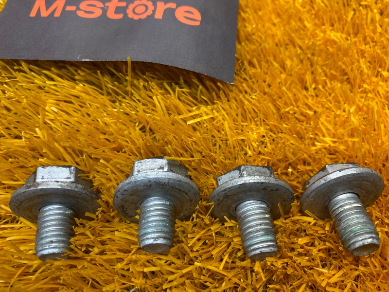 болт гидротрансформатора, 300 рублей, Красноярск