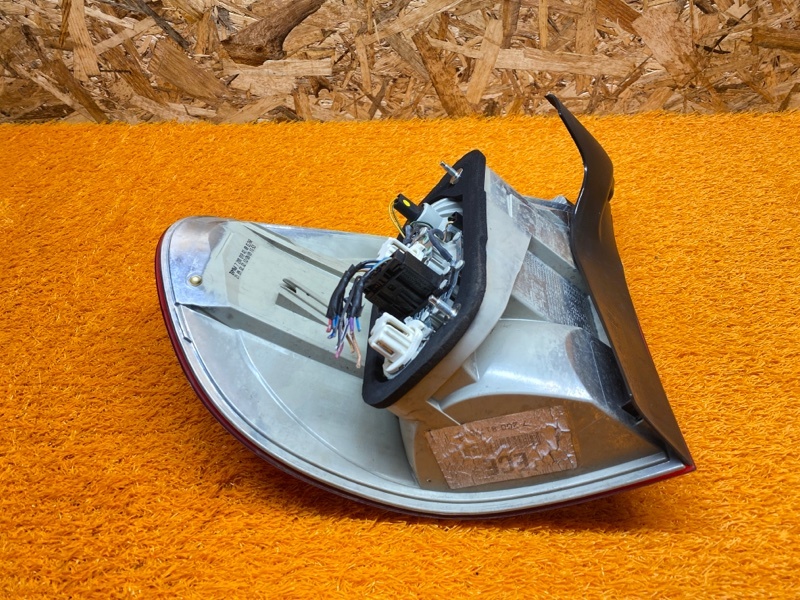 Фонарь задний, 2000 рублей, Красноярск