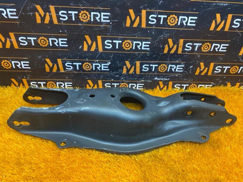 Рычаг подвески нижний, 780 рублей, Красноярск