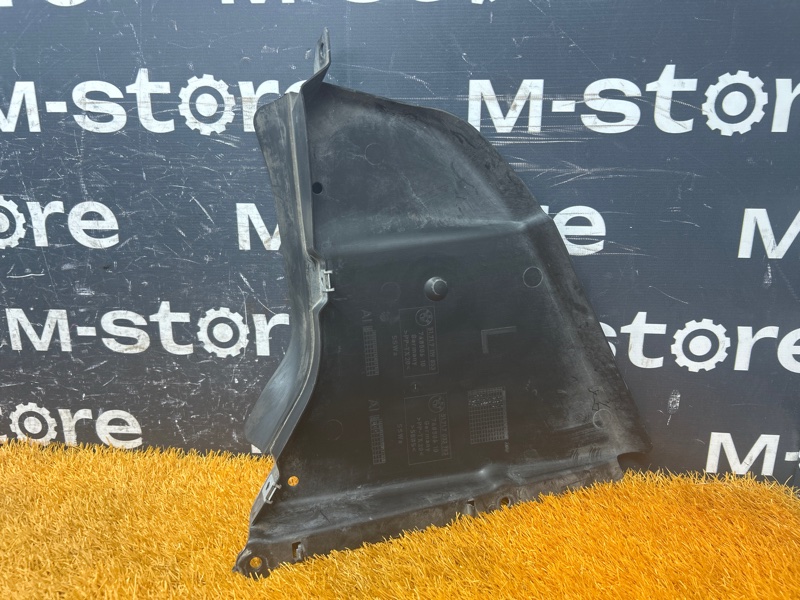 подкрылок, 2500 рублей, Красноярск