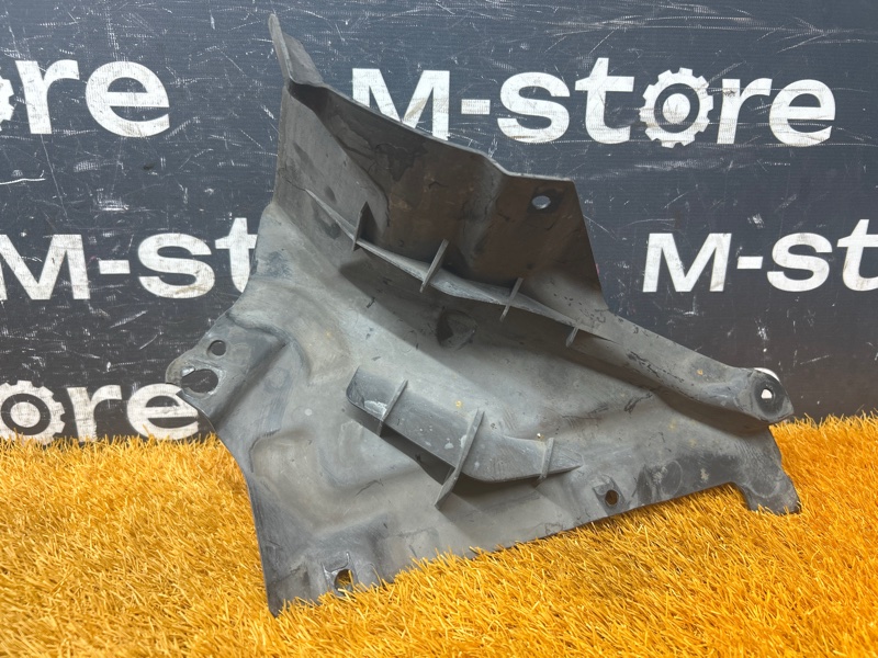 подкрылок, 200 рублей, Красноярск