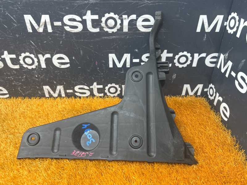 крепление бампера, 300 рублей, Красноярск