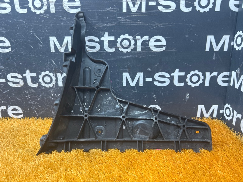 крепление бампера, 300 рублей, Красноярск