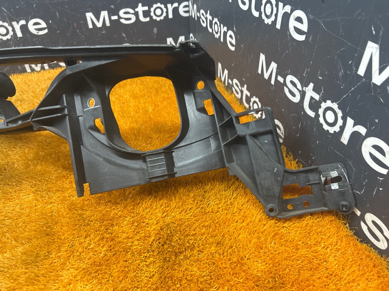 крепление крыла, 2000 рублей, Красноярск