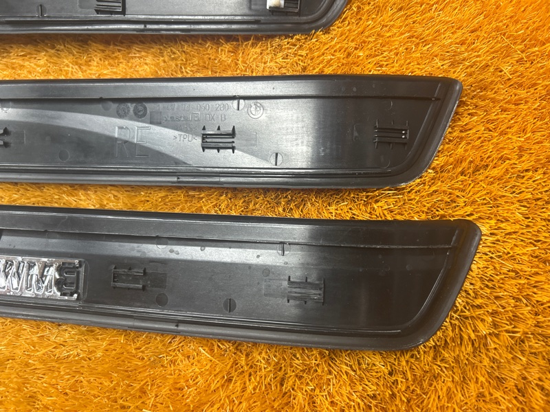 Накладка на порог салона, 800 рублей, Красноярск