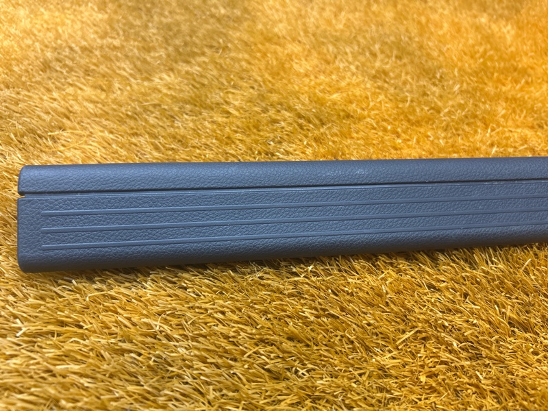 Накладка на порог салона, 300 рублей, Красноярск