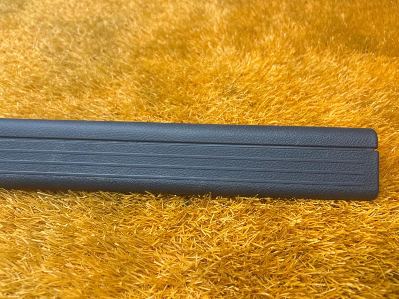 Накладка на порог салона, 300 рублей, Красноярск