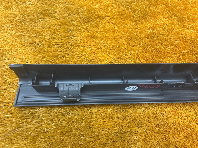 Накладка на порог салона, 300 рублей, Красноярск