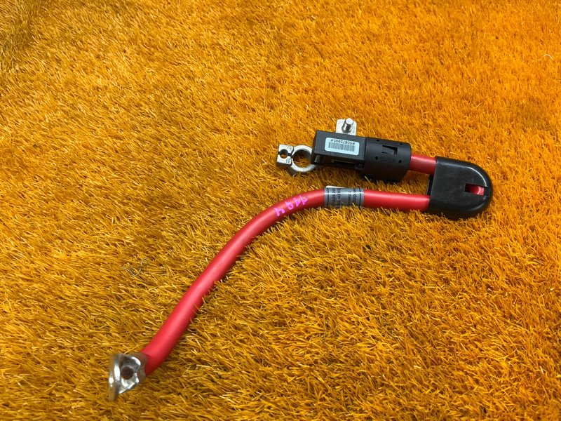 Клемма аккумулятора плюс, 300 рублей, Красноярск