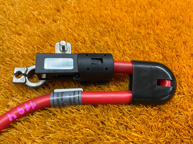 Клемма аккумулятора плюс, 300 рублей, Красноярск