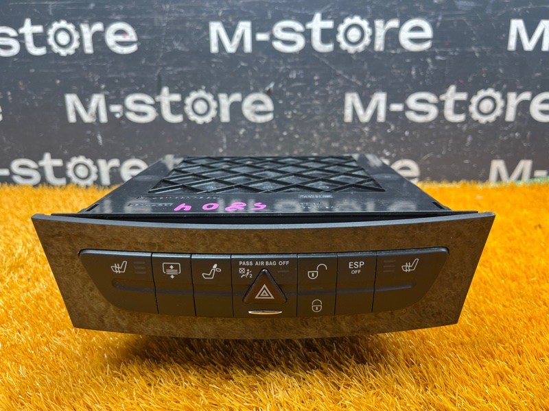 Блок кнопок (подогрев сидений), 1300 рублей, Красноярск