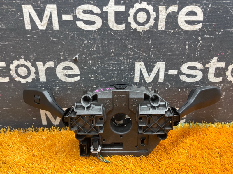 блок подрулевых переключателей, 2000 рублей, Красноярск