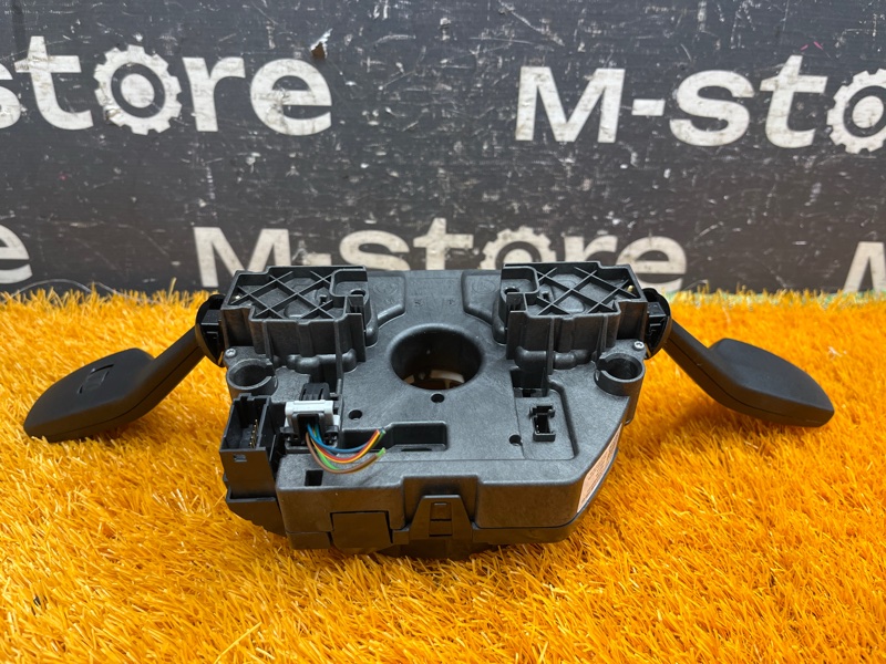 блок подрулевых переключателей, 2000 рублей, Красноярск