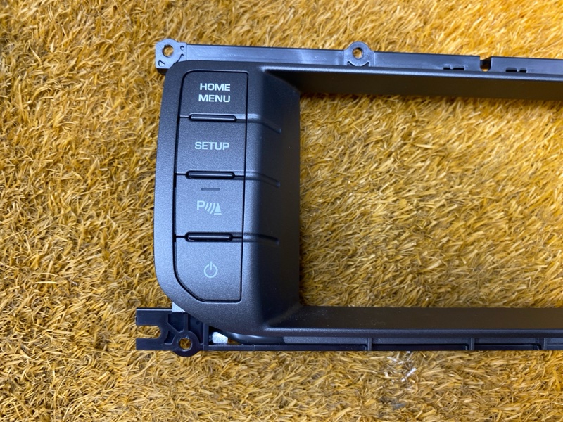 Блок управления мультимедиа, 2000 рублей, Красноярск