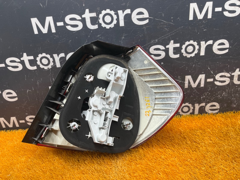 Фонарь задний, 3000 рублей, Красноярск