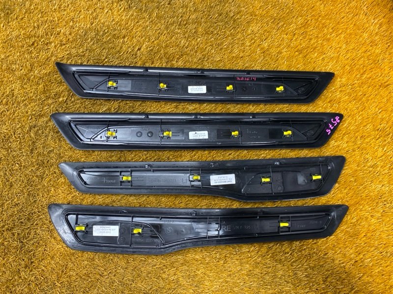 Накладка на порог салона, 4000 рублей, Красноярск