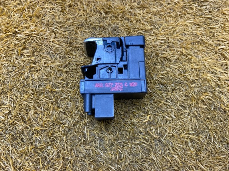 Кнопка стояночного тормоза, 300 рублей, Красноярск