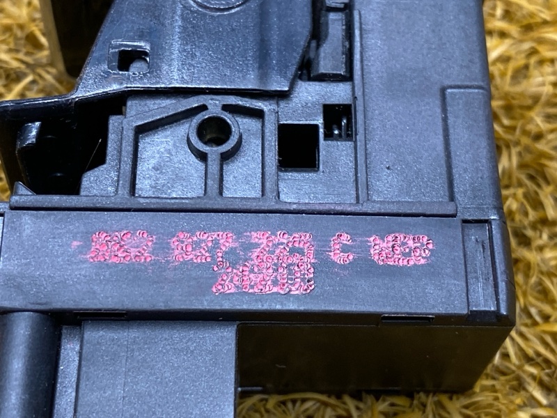 Кнопка стояночного тормоза, 300 рублей, Красноярск