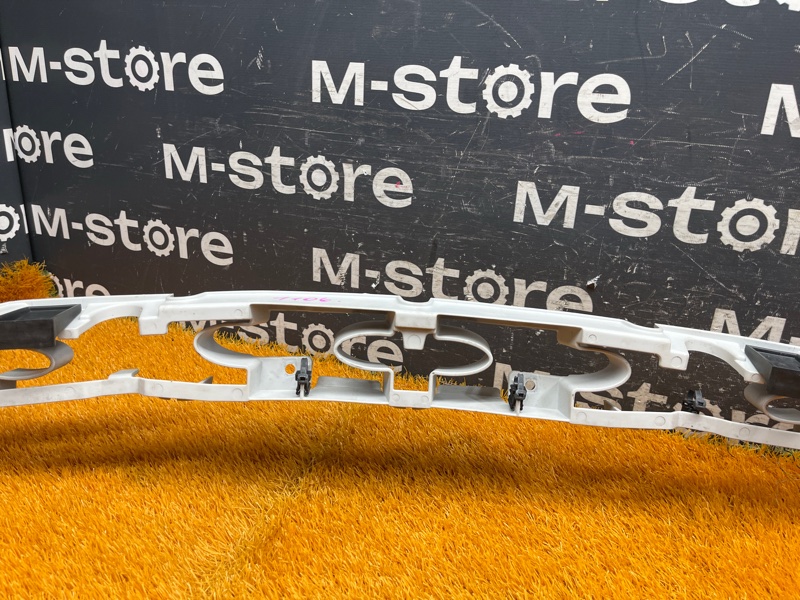 крепление бампера, 700 рублей, Красноярск