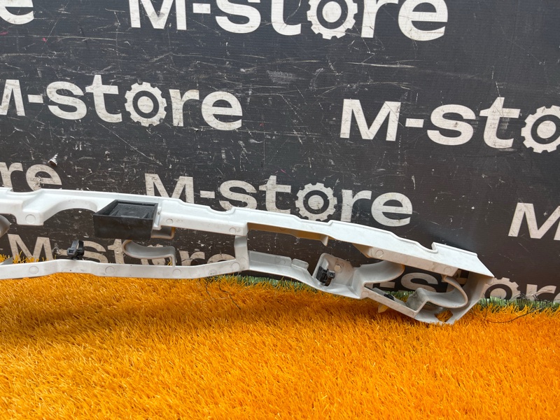 крепление бампера, 700 рублей, Красноярск