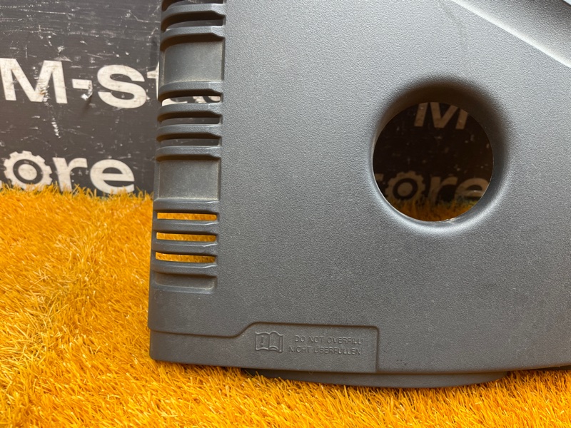 крышка двигателя, 2000 рублей, Красноярск