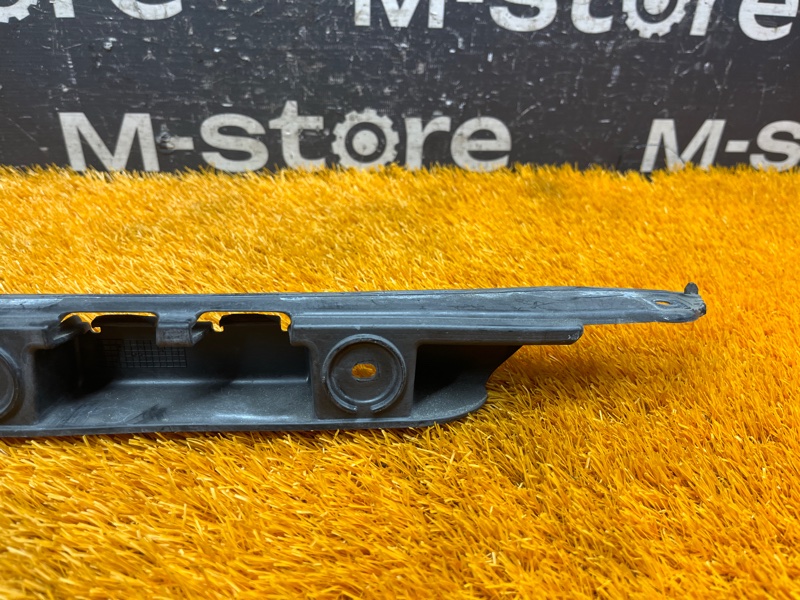 крепление бампера, 500 рублей, Красноярск