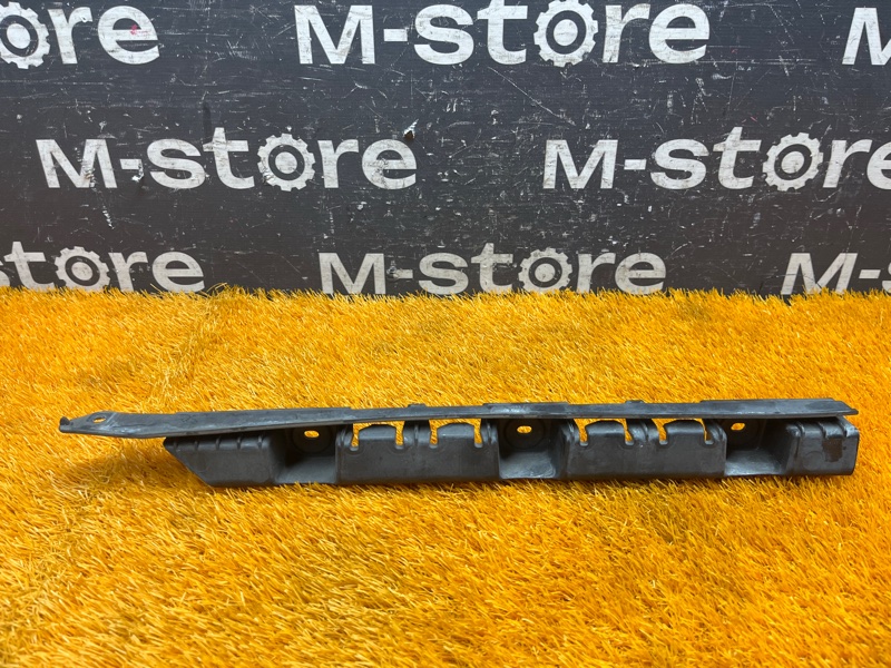 крепление бампера, 500 рублей, Красноярск