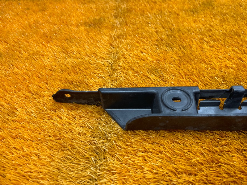 крепление бампера, 500 рублей, Красноярск