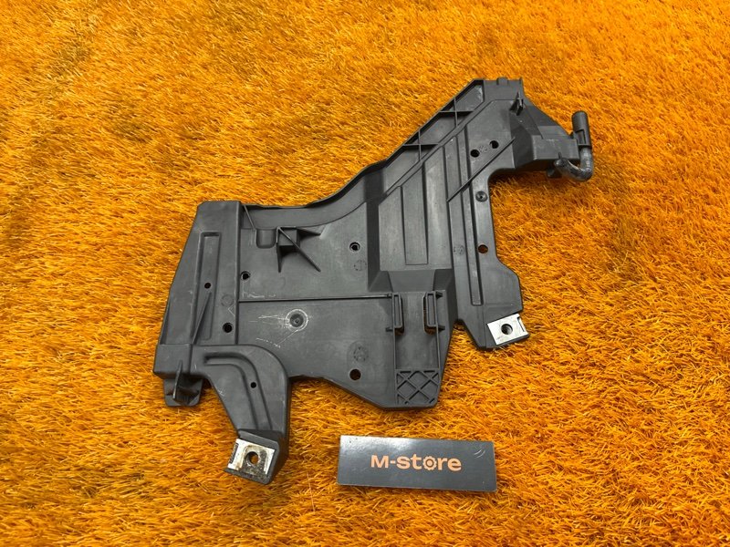 кронштейн фары, 800 рублей, Красноярск