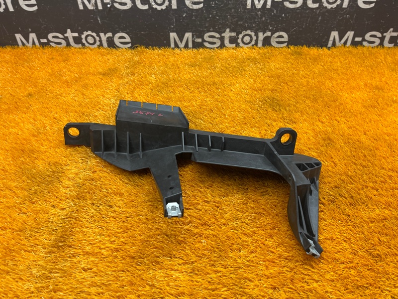 кронштейн фары, 800 рублей, Красноярск