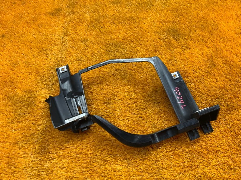 кронштейн фары, 2000 рублей, Красноярск