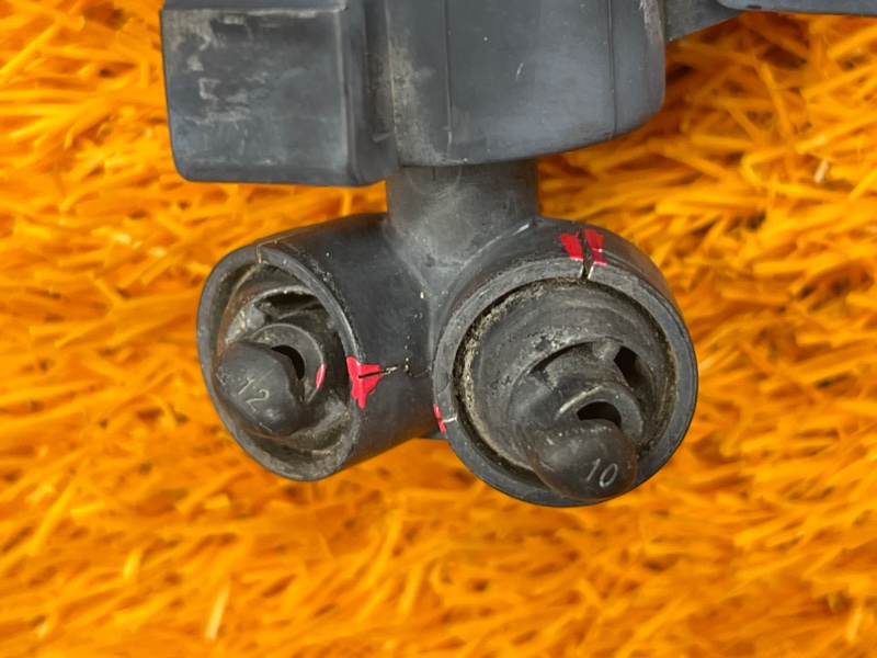 Форсунка омывателя фары, 1000 рублей, Красноярск