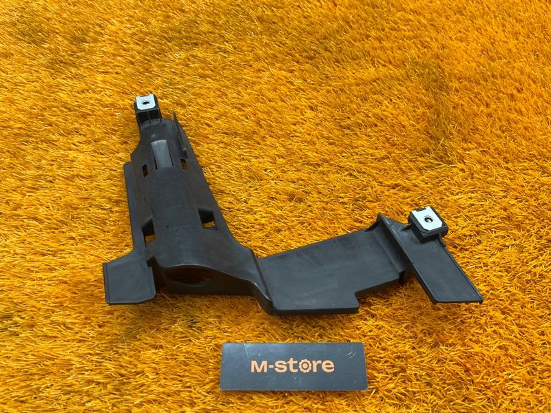 кронштейн фары, 1000 рублей, Красноярск