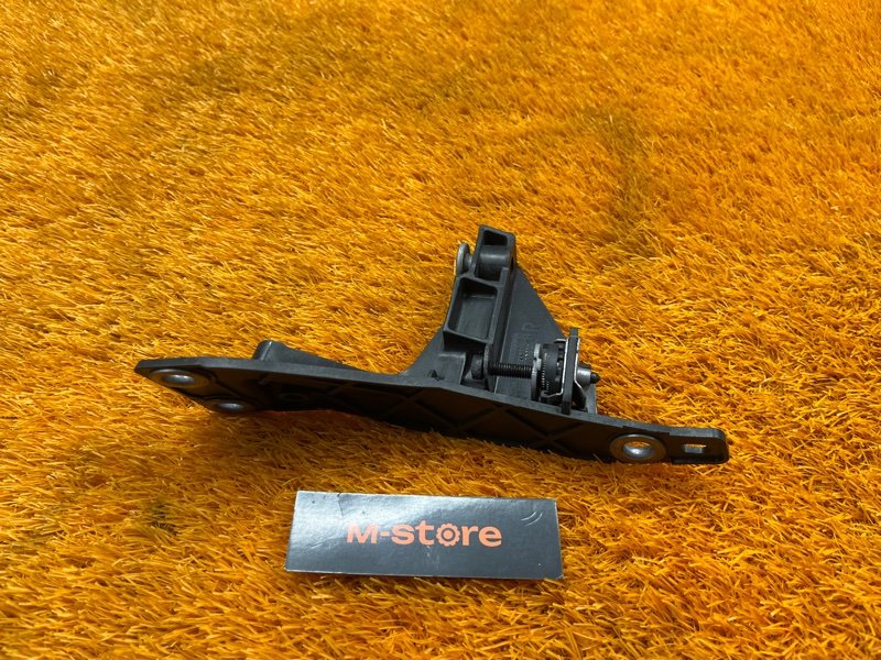 крепление бампера, 2500 рублей, Красноярск