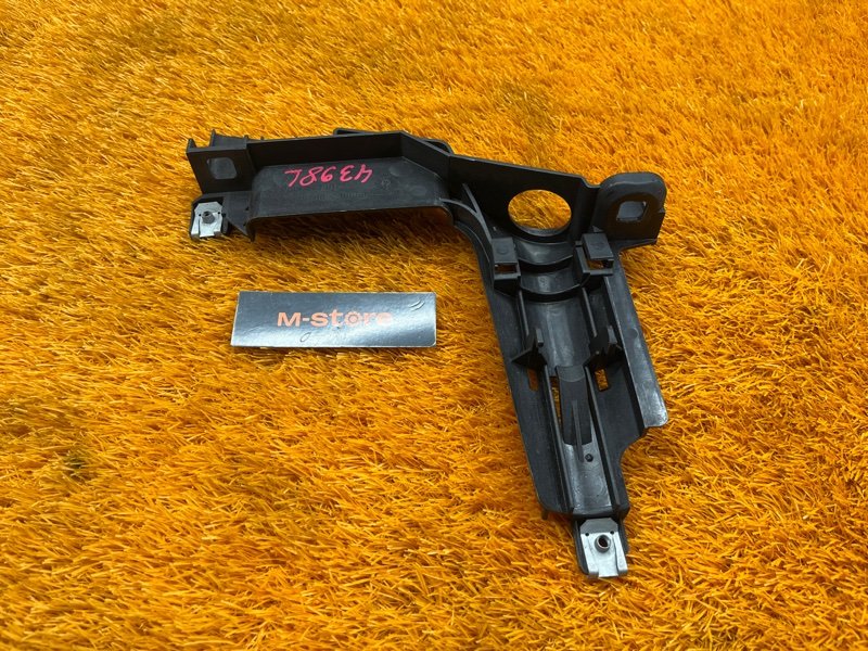 кронштейн фары, 1000 рублей, Красноярск