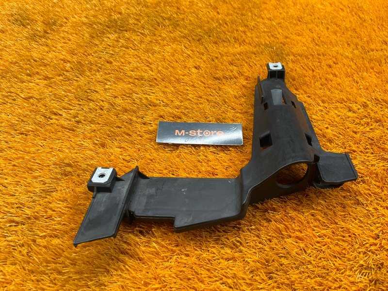 кронштейн фары, 1000 рублей, Красноярск