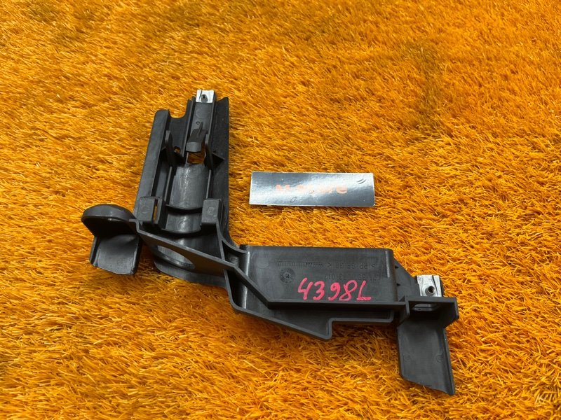 кронштейн фары, 1000 рублей, Красноярск