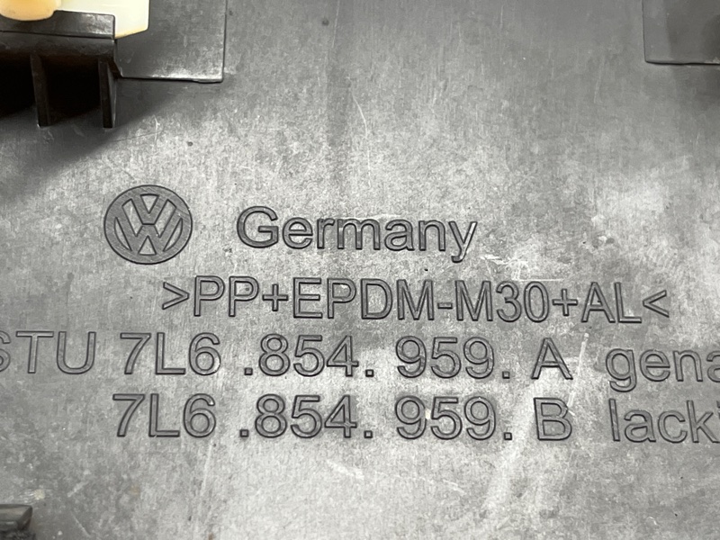 молдинг на крыло, 1500 рублей, Красноярск