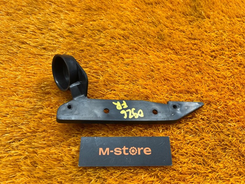 крепление бампера, 500 рублей, Красноярск