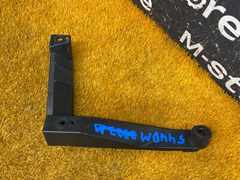 крепление бампера, 200 рублей, Красноярск