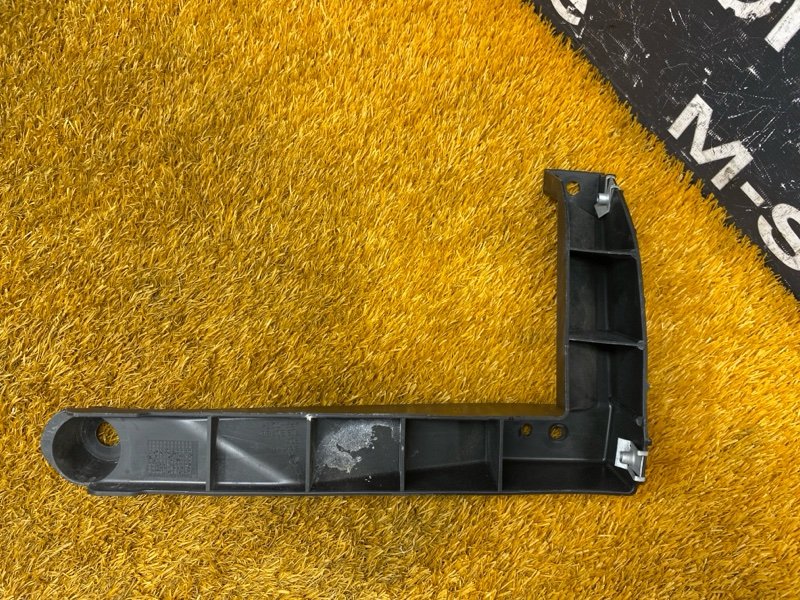 крепление бампера, 200 рублей, Красноярск