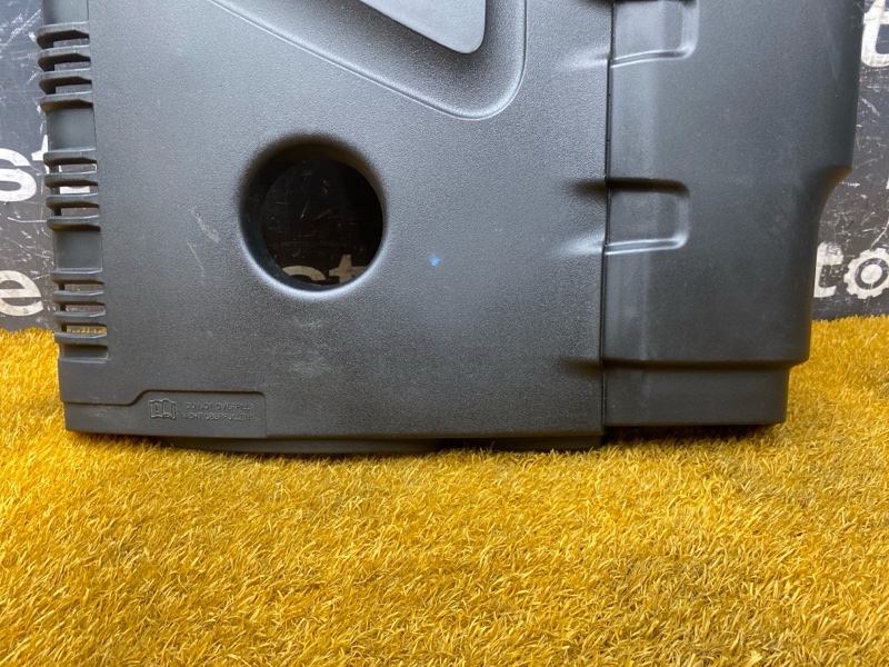 крышка двигателя, 2000 рублей, Красноярск