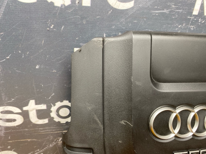 крышка двигателя, 2000 рублей, Красноярск