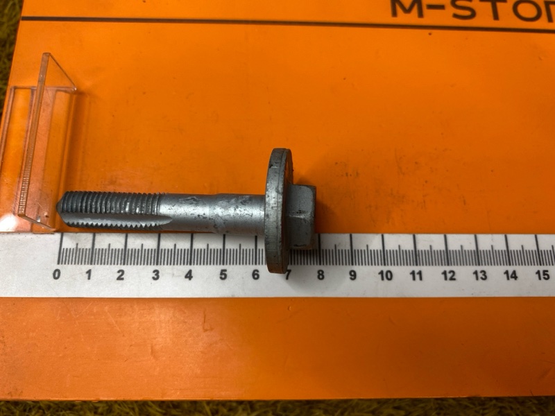 Болт развальный, 600 рублей, Красноярск