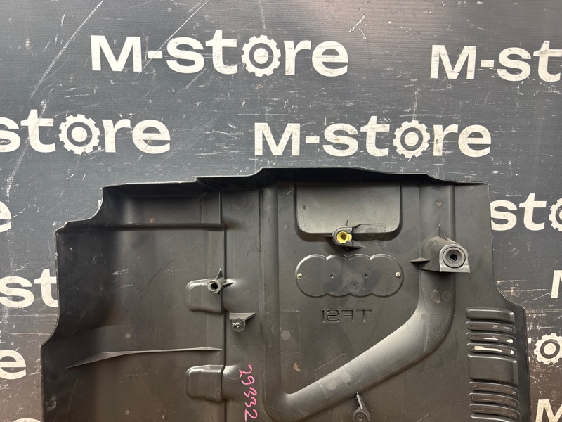 крышка двигателя, 2000 рублей, Красноярск