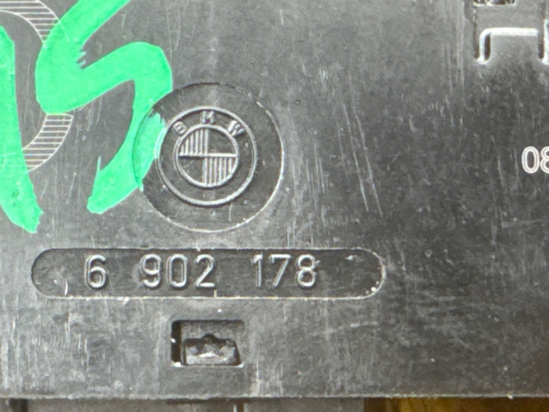 Кнопка стеклоподъемника, 2000 рублей, Красноярск