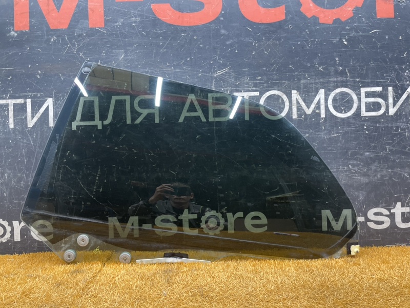 Стекло боковое, 1000 рублей, Красноярск
