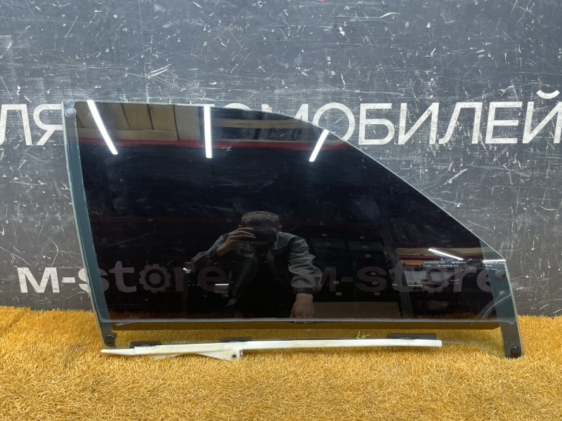 Стекло боковое, 1000 рублей, Красноярск