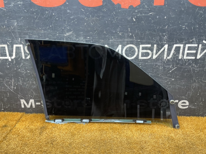 Стекло боковое, 1000 рублей, Красноярск